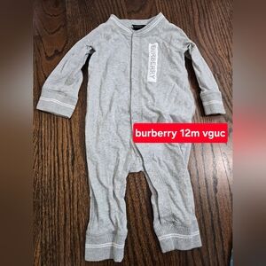 Burberry Light Gray Baby Footie